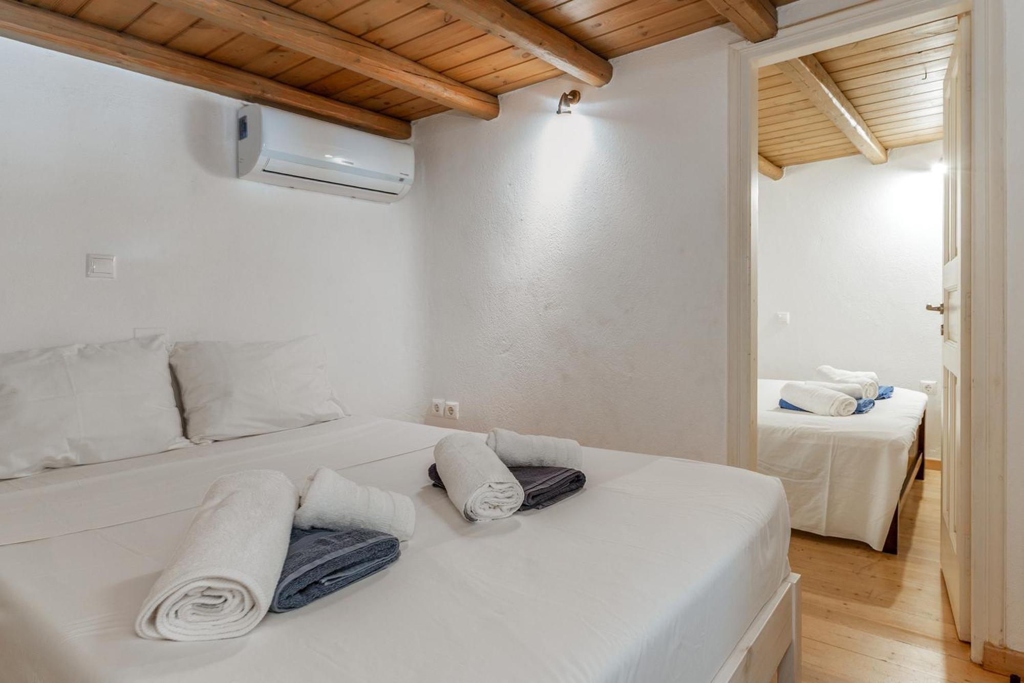 Myconian V Pool Apartment